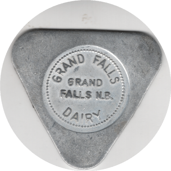 C.1950s Grand Falls Dairy (Grand Falls N.B.) 1 Pint Milk Token Triangle Flan